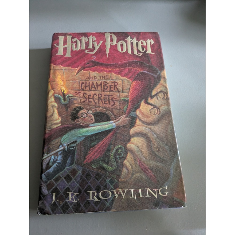 Harry Potter Chamber of Secrets J.K. Rowling Hardcover Book 0-439-06486-4